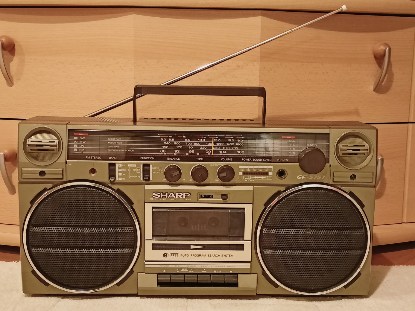 Alles fertig - das ist jetzt der Endzustand vom GF-5757.