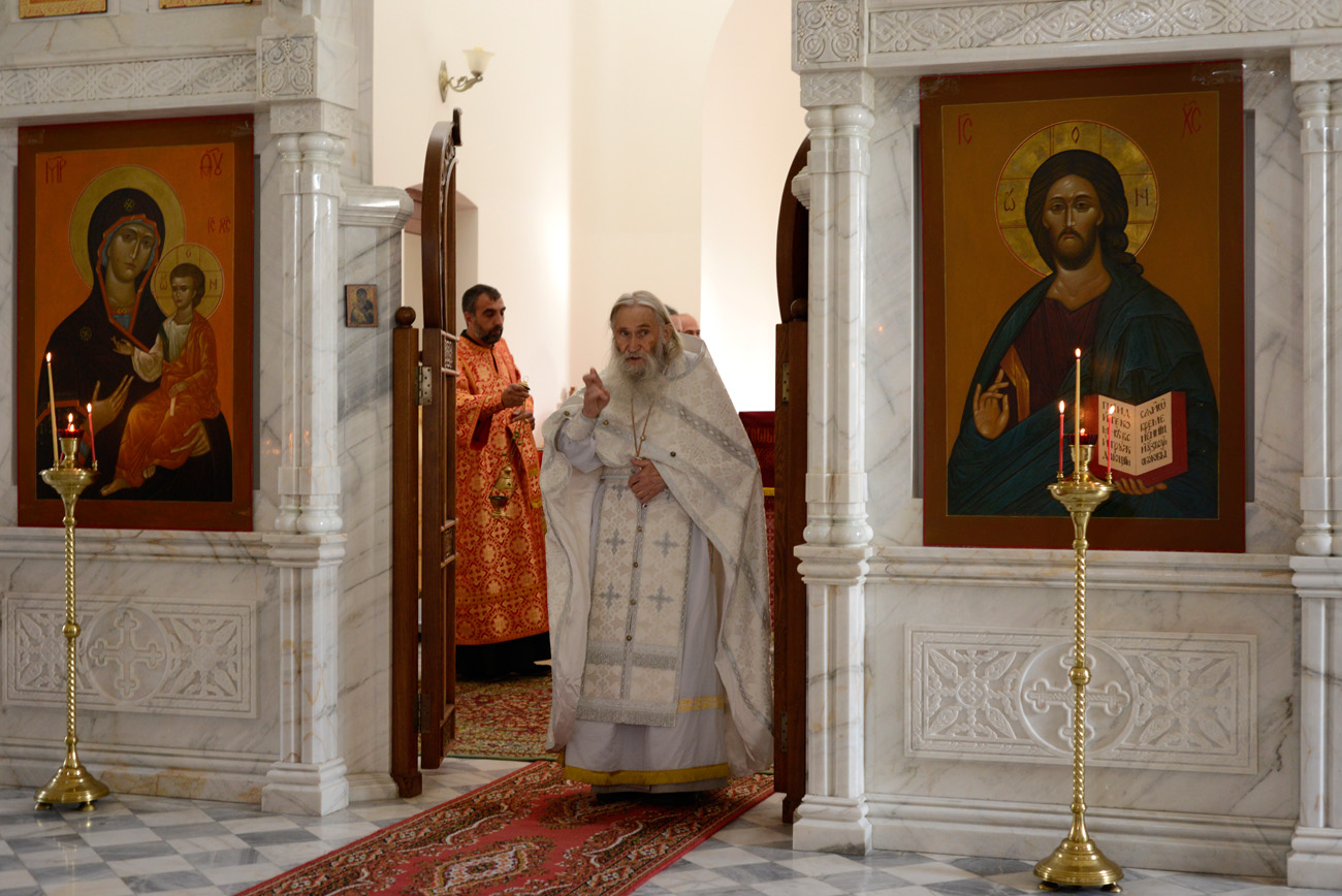 Литургия в Покровском храме