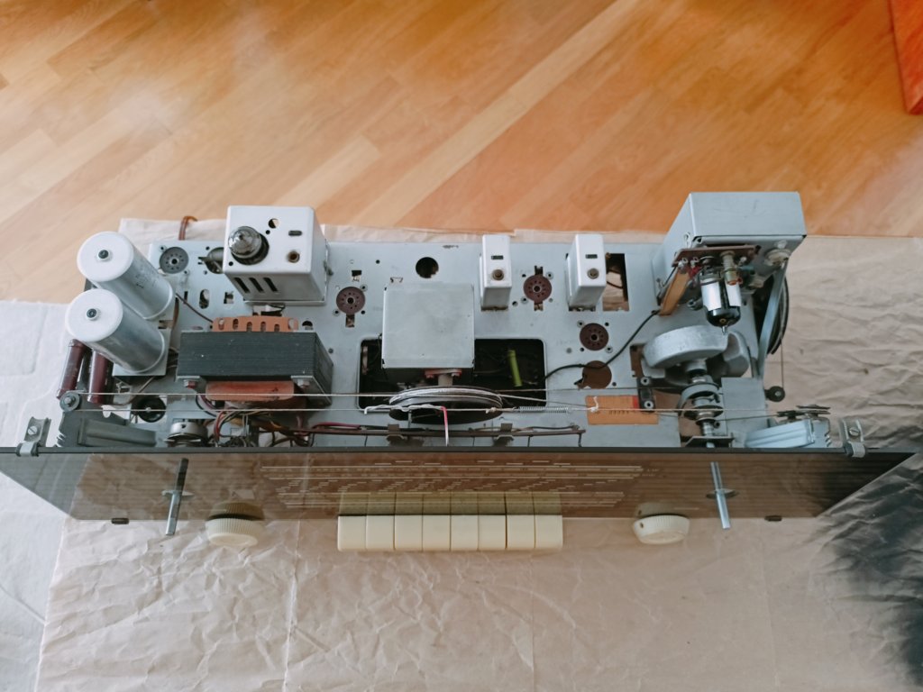 Das ausgebaute Chassis.