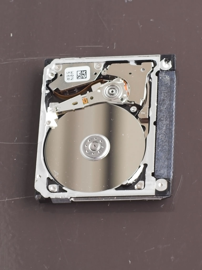 Микродрайв. Microdrive HDD. Microdrive 4 GB. IBM Microdrive. Microdrive HDD упаковка.